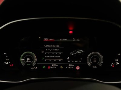 Audi Q3 Sportback 45 TFSIe  245 ch S tronic 6 S line   - 29