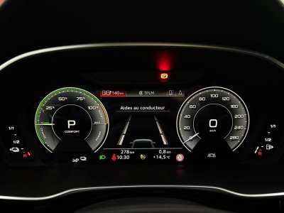 Audi Q3 Sportback 45 TFSIe  245 ch S tronic 6 S line   - 35