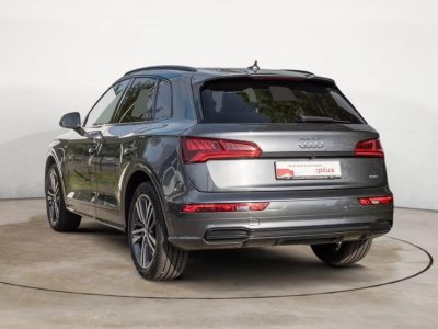 Audi Q5 Quattro 20 40 TDI - 190 - BV S-tronic  2017 S line PHASE 1   - 2