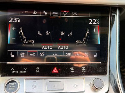 Audi Q8 60 TFSI e 462ch Comp&eacute;tition quattro tiptronic 8   - 17