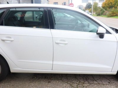 Audi A3 Sportback 15 TFSI 150 CH DESIGN S-TRONIC BVA + SIEGES CHAUFFANTS   - 24