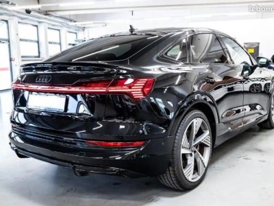 Audi e-tron SPORTBACK 50 S LINE 313cv 22500 kms 03-2022   - 3