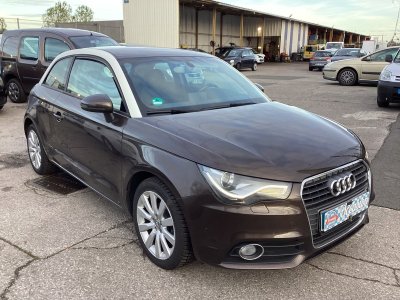 Audi A1 16 TDI Ambition   - 4