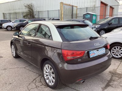 Audi A1 16 TDI Ambition   - 8