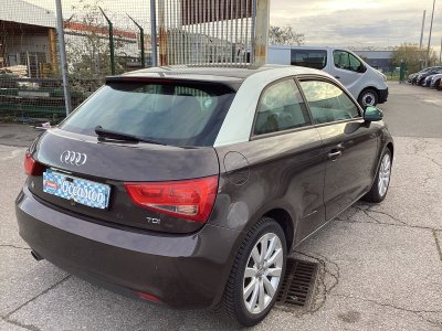 Audi A1 16 TDI Ambition   - 11