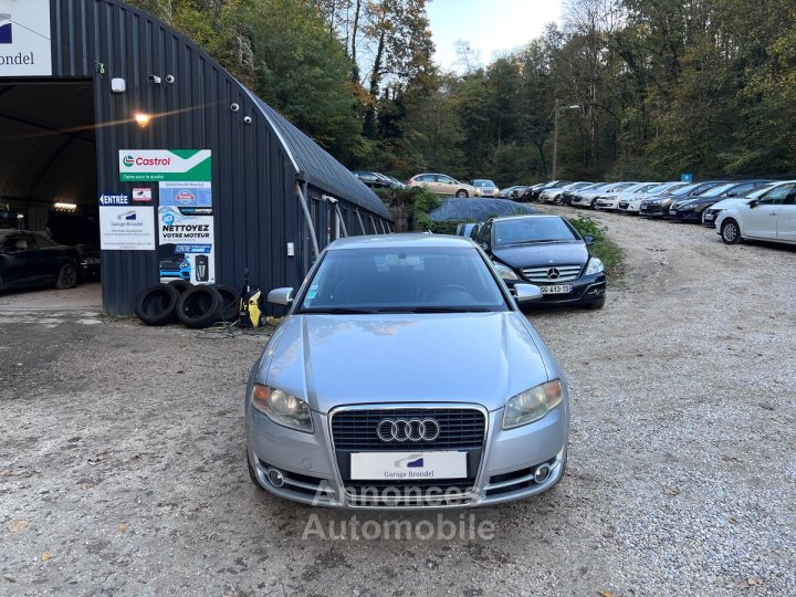 Audi A4 20 TDi 170cv Ambition Luxe - 6