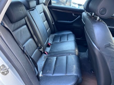 Audi A4 20 TDi 170cv Ambition Luxe   - 13