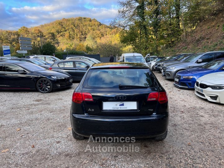 Audi A3 Sportback 19 TDi 105cv Ambiente 2ème Main - 8