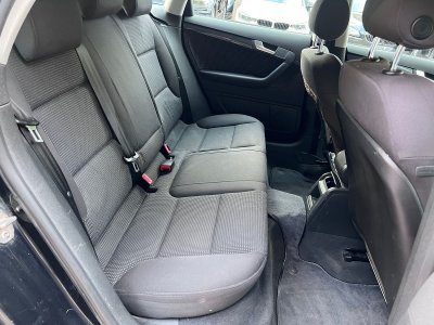 Audi A3 Sportback 19 TDi 105cv Ambiente 2ème Main   - 14