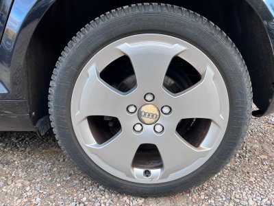 Audi A3 Sportback 19 TDi 105cv Ambiente 2ème Main   - 17