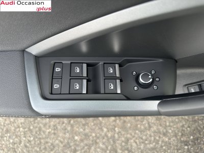 Audi Q3 35 TFSI 150 ch S tronic 7 S line   - 14