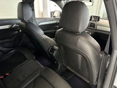 Audi Q3 20 TDI 150 ch S tronic 7 Midnight Series   - 17