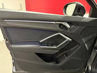 Audi Q3 Sportback 45 TFSIe  245 ch S tronic 6 S line   - 14