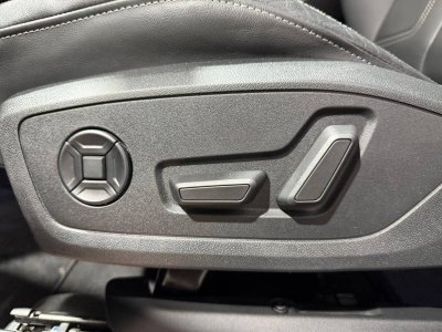 Audi Q3 Sportback 45 TFSIe  245 ch S tronic 6 S line   - 19