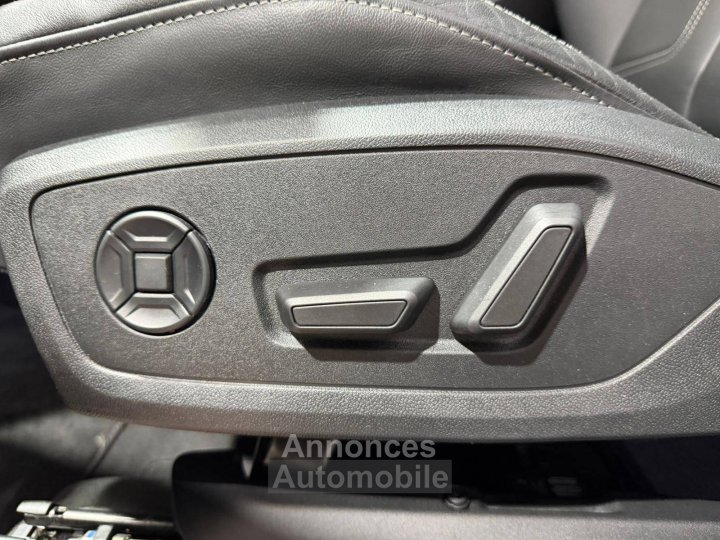 Audi Q3 Sportback 45 TFSIe  245 ch S tronic 6 S line - 19