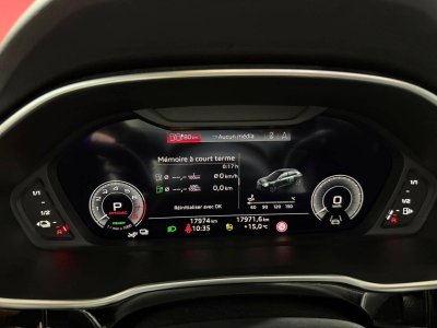 Audi Q3 Sportback 45 TFSIe  245 ch S tronic 6 S line   - 30
