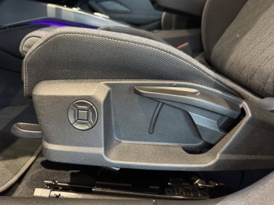 Audi A5 AVANT Avant TDI Hybride 204 ch S tronic 7 S line   - 13