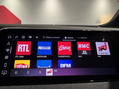 Audi A5 AVANT Avant TDI Hybride 204 ch S tronic 7 S line   - 46