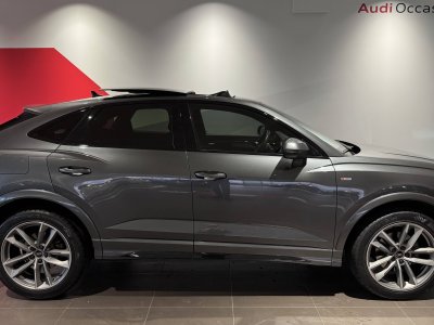 Audi Q3 Sportback 35 TFSI 150 ch S tronic 7 S line   - 2