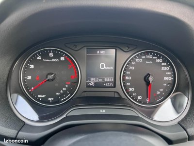 Audi Q2 35 TFSI 150CH S line tronic 7   - 12