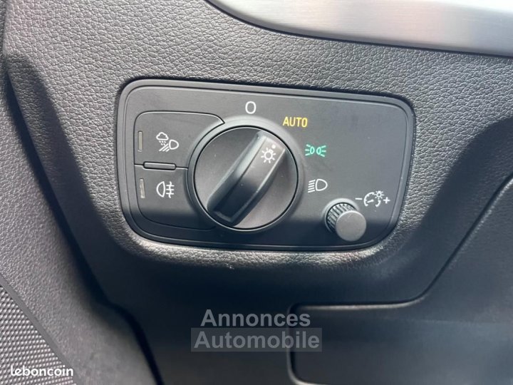 Audi Q2 35 TFSI 150CH S line tronic 7 - 27