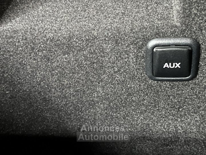 Audi SQ5 TDI V6 340 PLUS BVA8 QUATTRO TOIT PANORAMIQUE BI-XENON GPS CAMERA ATTELAGE KEYLESS BI-XENON REGU - 9