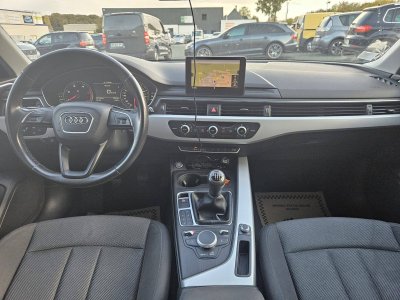 Audi A4 20 TDI 150cv ULTRA   - 5