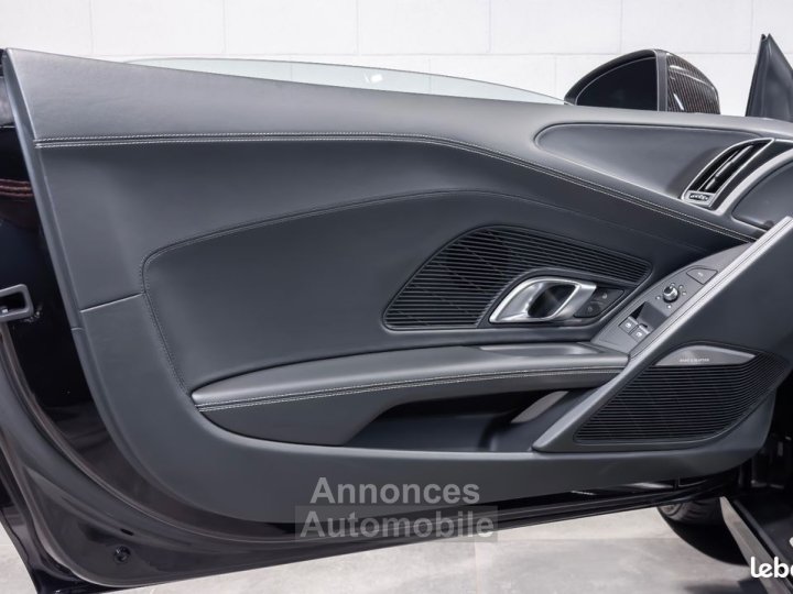 Audi R8 Spyder V10 52 FSI 540 Ch S Tronic 7 Quattro - 26