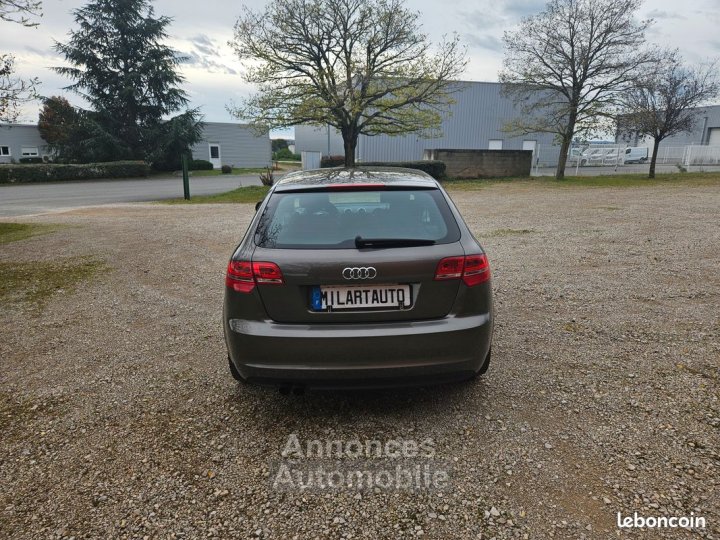 Audi A3 18 TFSI S Line Sportpaket Plus Très Bon Etat - 4