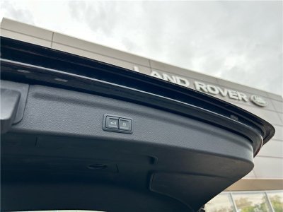 Audi Q3 45 TFSIe 245 ch S tronic 6 S line - 11