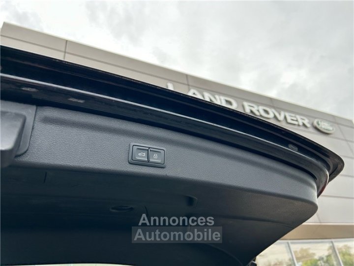 Audi Q3 45 TFSIe 245 ch S tronic 6 S line - 11