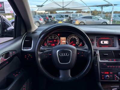 Audi Q7 QUATTRO AVUS 42 V8 TDI V326 CH BVA Tiptronic 5 PLACES GARANTIE 12 MOIS   - 12