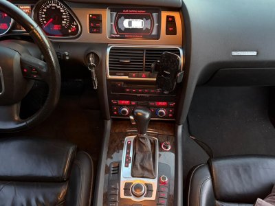 Audi Q7 QUATTRO AVUS 42 V8 TDI V326 CH BVA Tiptronic 5 PLACES GARANTIE 12 MOIS   - 17