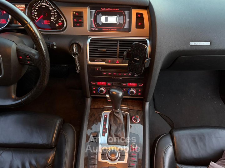 Audi Q7 QUATTRO AVUS 42 V8 TDI V326 CH BVA Tiptronic 5 PLACES GARANTIE 12 MOIS - 17