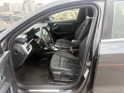 Audi A3 Sportback 40 TFSI E 204CH DESIGN LUXE S TRONIC 6   - 5