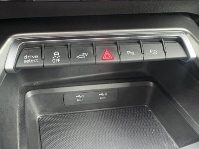 Audi A3 Sportback 40 TFSI E 204CH DESIGN LUXE S TRONIC 6   - 17