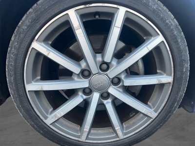 Audi A3 Sportback 14 TFSI e-tron 204 Ambition Luxe S tronic 6 - Toit ouvrant - Bang Olufsen - Caméra de recul -Matrix Led - Suivi complet - 17