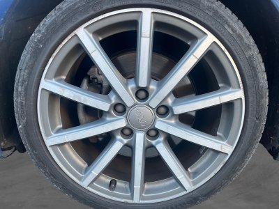 Audi A3 Sportback 14 TFSI e-tron 204 Ambition Luxe S tronic 6 - Toit ouvrant - Bang Olufsen - Caméra de recul -Matrix Led - Suivi complet - 18