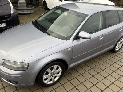 Audi A3 Sportback 20 200CH   - 2