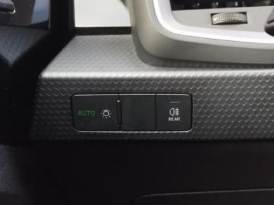 Audi A1 Sportback 15 35 TFSI 150CH BUSINESS LINE S-TRONIC BVA CARPLAY SIEGES CHAUFFANTS - 25