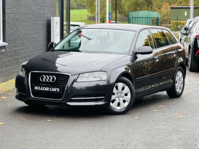 Audi A3 Sportback 16 TDi e Attraction - 1