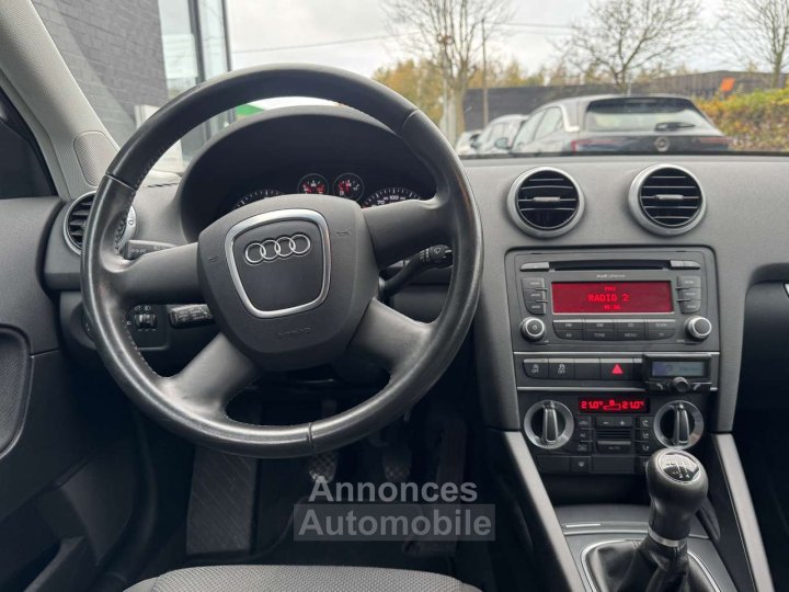 Audi A3 Sportback 16 TDi e Attraction - 10