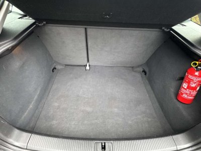 Audi A3 Sportback 16 TDi e Attraction - 16