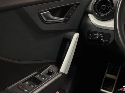 Audi Q2 20 TDI 150 S-LINE QUATTRO S-TRONIC BVA - 19
