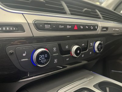 Audi Q7 30 TDI 218CV ultra quattro Avus 7PL Tiptronic   - 38