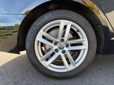 Audi A4 Avant 14l TFSI 150cv S tronic 7 - Caméra De Recul / Hayon Électrique -   - 9