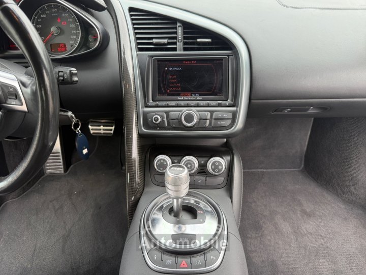 Audi R8 4,2 FSI 420 PACK CARBONE INTERIEUR EXTERIEUR BANG OLUFSEN - 13
