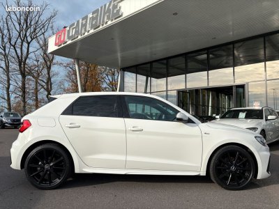 Audi A1 S-Line 30 TFSI 110CH Garantie 6 ans Suivi Méplat Feux Led Sièges chauffants Apple carplay Keyless 385-mois - 3