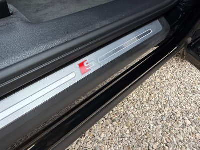 Audi Q3 SUV 20 TDi S line tronic - 8