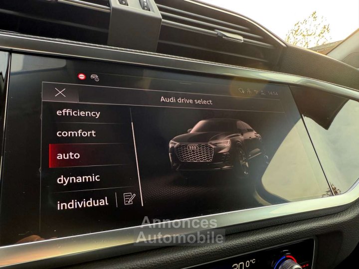 Audi Q3 SUV 20 TDi S line tronic - 22